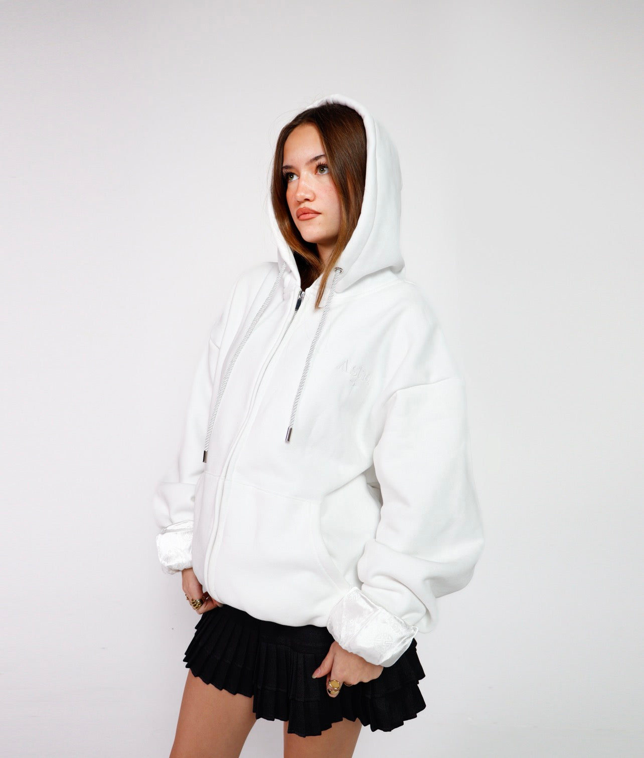 NUAGE - THE SATIN VEST - WHITE VEST + WHITE SATIN